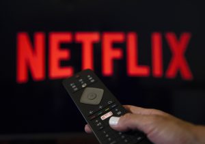 Creșterea costurilor și fragmentarea serviciilor de streaming reaprind pirateria