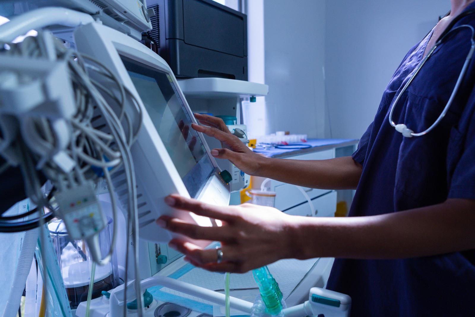 Primarul Bujduveanu Anunță Licitație pentru Patru Spații Medicale în București: O Inițiativă pentru Îmbunătățirea Serviciilor de Sănătate