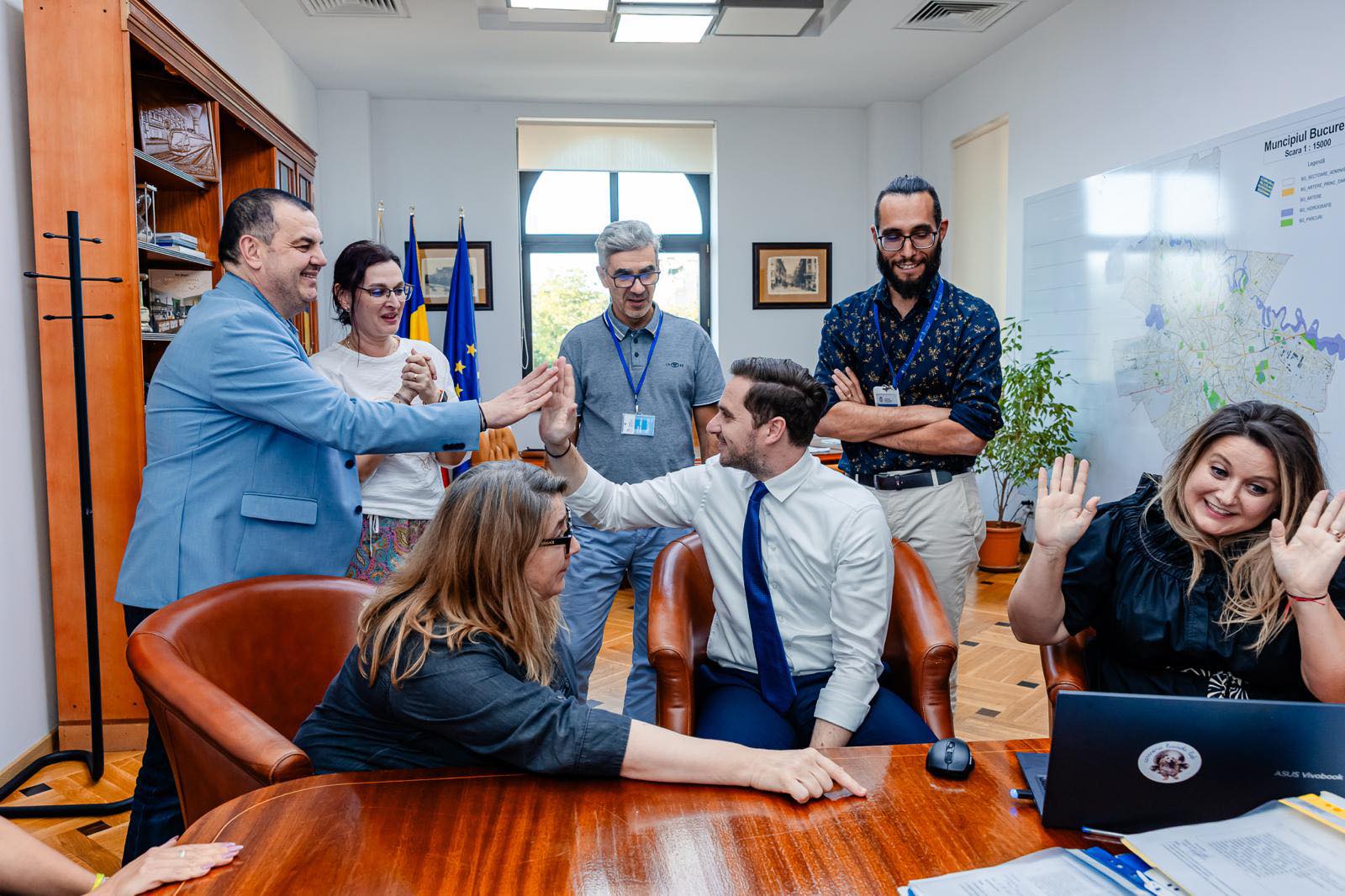 BUJDUVEANU ANUNŢĂ: Bucureştiul primesşte 385 milioane euro din fonduri europene!