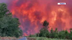 Incendiu devastator în Franța: cel mai mare din ultimii 20 de ani a ars o suprafață mai mare decât Parisul.