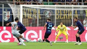 Udinese câștigă la Inter cu golul lui Dumfries și Davis