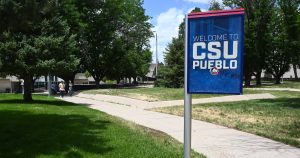 Universitatea CSU Pueblo adoptă politica „taxă de școlarizare comună” pentru a atrage studenți din afara statului.