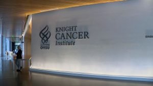 Susținătorii afirmă că donația istorică a lui Knight pentru cercetarea cancerului ar putea fi revolutionară.