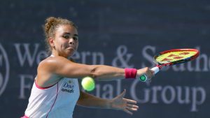 Alcaraz castiga la Cincinnati, Paolini eliminata de Swiatek