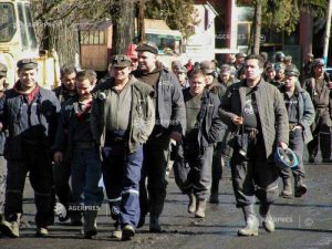 Banii pentru salarii minerilor din Valea Jiului au fost alocați.