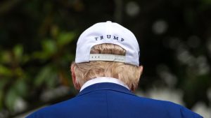 Cele 7 acțiuni totalitare ale lui Trump