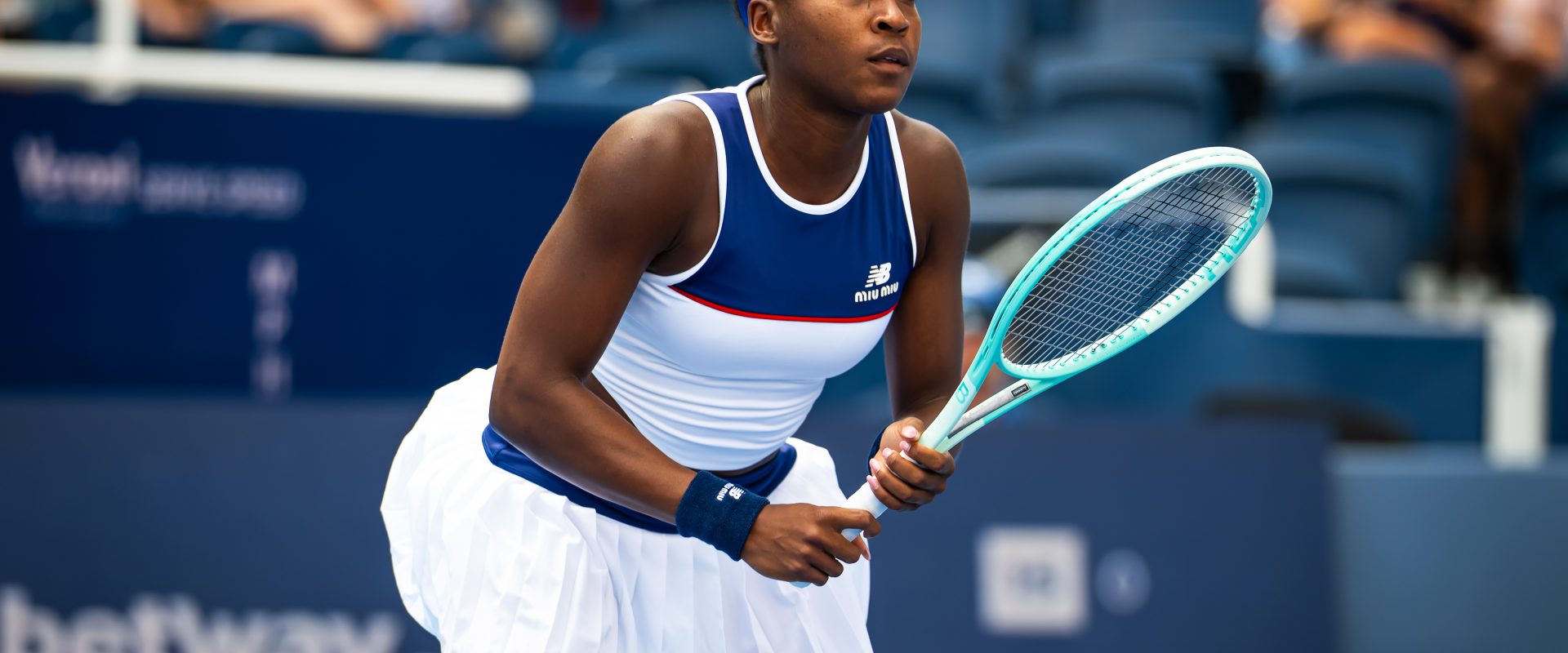 Coco shows off latest custom kit in Cincinnati
