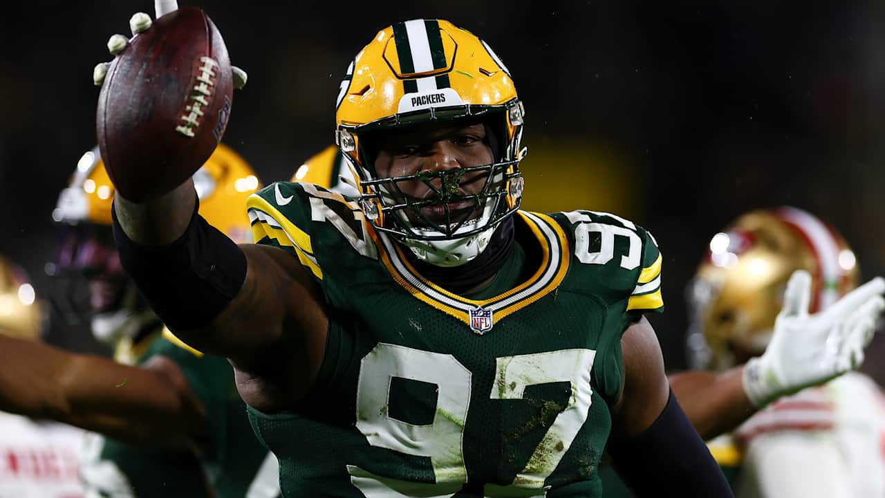 Cowboys acquire Pro Bowl DT in Kenny Clark  