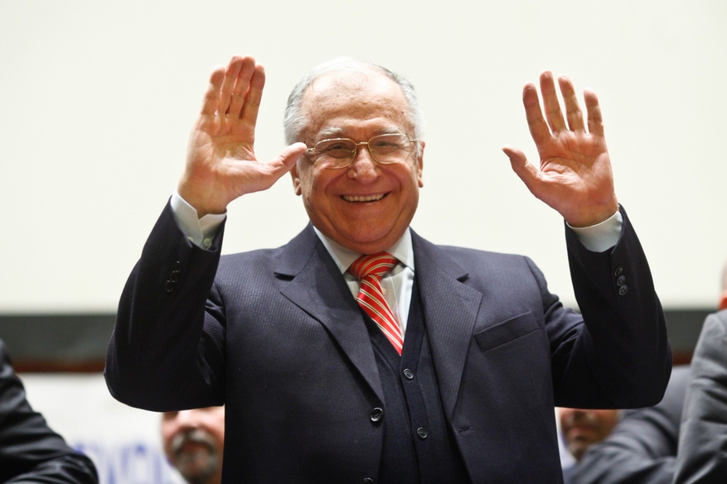 Cum au ratat Ion Iliescu și Nicolae Văcăroiu privatizarea din anii 1990-1996. Efectele unui eșec istoric pe care îl resimțim până azi