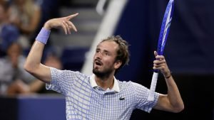 Daniil Medvedev, eșec la US Open după incident cu un fotograf.