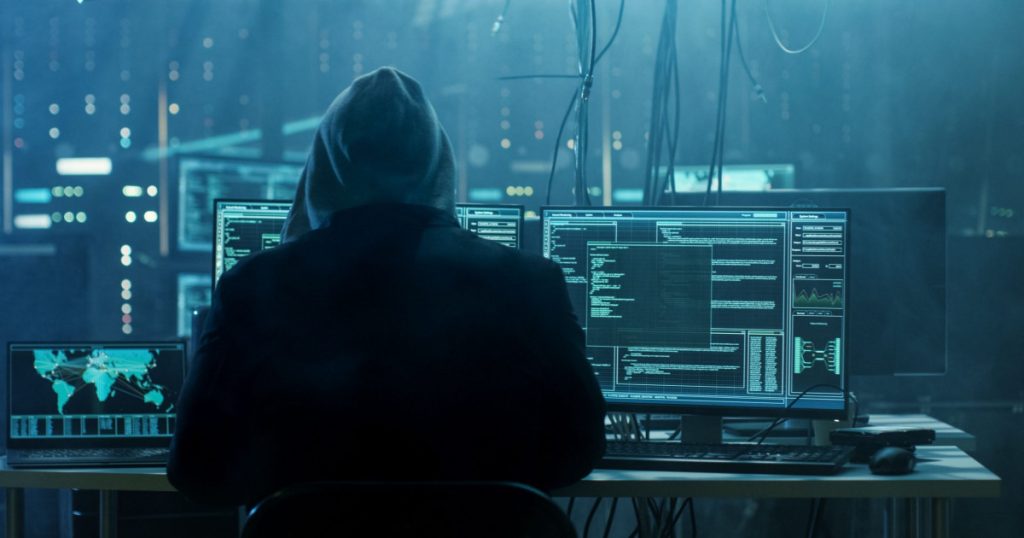 Capcană online cu promisiuni de câștiguri mari. Escrocii nu cer bani direct, ci date personale care pot fi folosite în fraude