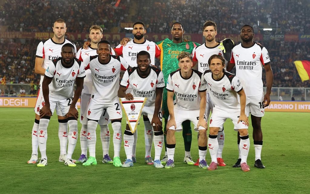 Milan players pre Lecce