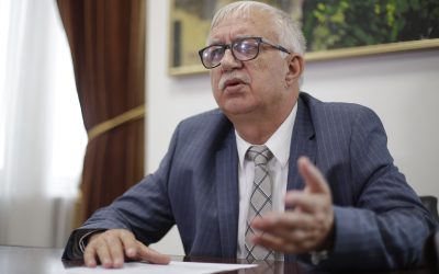 Un fost președinte al CCR critică dur proiectul privind pensiile magistraților, dar crede că va trece de Curte. „Se va bloca însă în Parlament” pentru că „produce consecințe nebănuite”