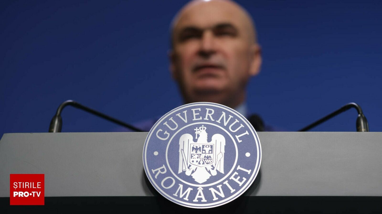 Guvernul evită CCR, divizând pachetul în șase propuneri.