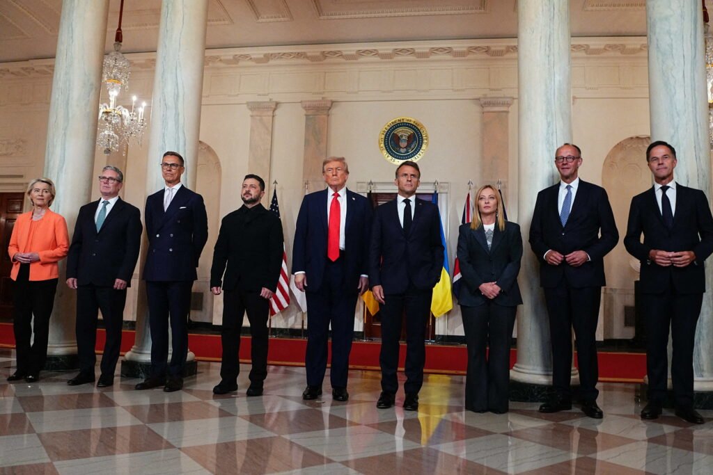 Summit istoric la Casa Albă. Trump, Zelenski și liderii europeni au discutat despre războiul din Ucraina / Președintele SUA a întrerupt discuția pentru a-l suna pe Putin