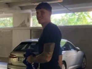 Andrei Coubiș efectuează vizita medicală și semnează!