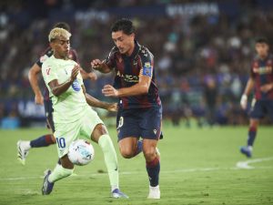 Barcelona revine spectaculos de la 0-2 si castiga cu 3-2 la Levante