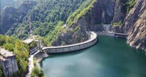 Ministrul Energiei infirmă zvonul că Franța a secat lacul Vidraru pentru exploatare de aur.