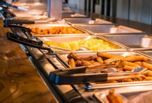Oferta „all-you-can-eat” este pe cale să dispară într-o țară unde a devenit o tradiție, ce a dus la această schimbare?