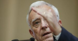 România nu se confruntă cu o recesiune și este probabil să înregistreze un deficit de peste 7% în 2025, dar când ar putea adopta moneda euro?