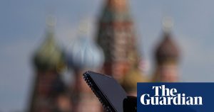 Rusia impune restrictii asupra aplicatiilor WhatsApp si Telegram din cauza refuzului de a partaja date.