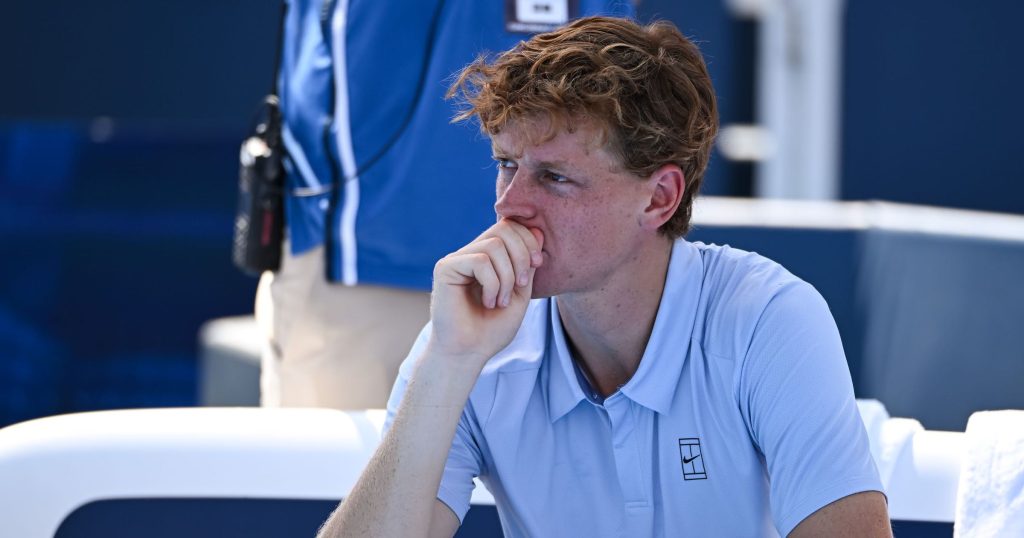 Jannik Sinner, "îmbolnăvit" de organizatori şi ATP? Lumea tenisului "fierbe" după deciziile incredibile de la Cincinnati