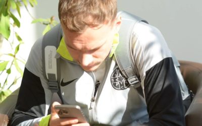 Emoții la FCSB cu Radunovic, Ngezana și Alhassan înainte de plecarea spre Scoția. Toată delegația a așteptat în avion