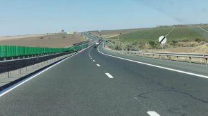 Traficul pe Autostrada Soarelui a fost deviat pe sensul spre București, polițiștii efectuând cercetări în urma unui accident produs pe A2.