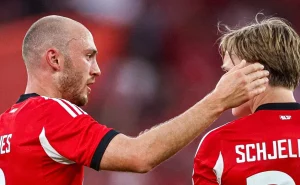Transmisie directă: Benfica conduce cu 2-0 împotriva echipei Nice City în Europa.