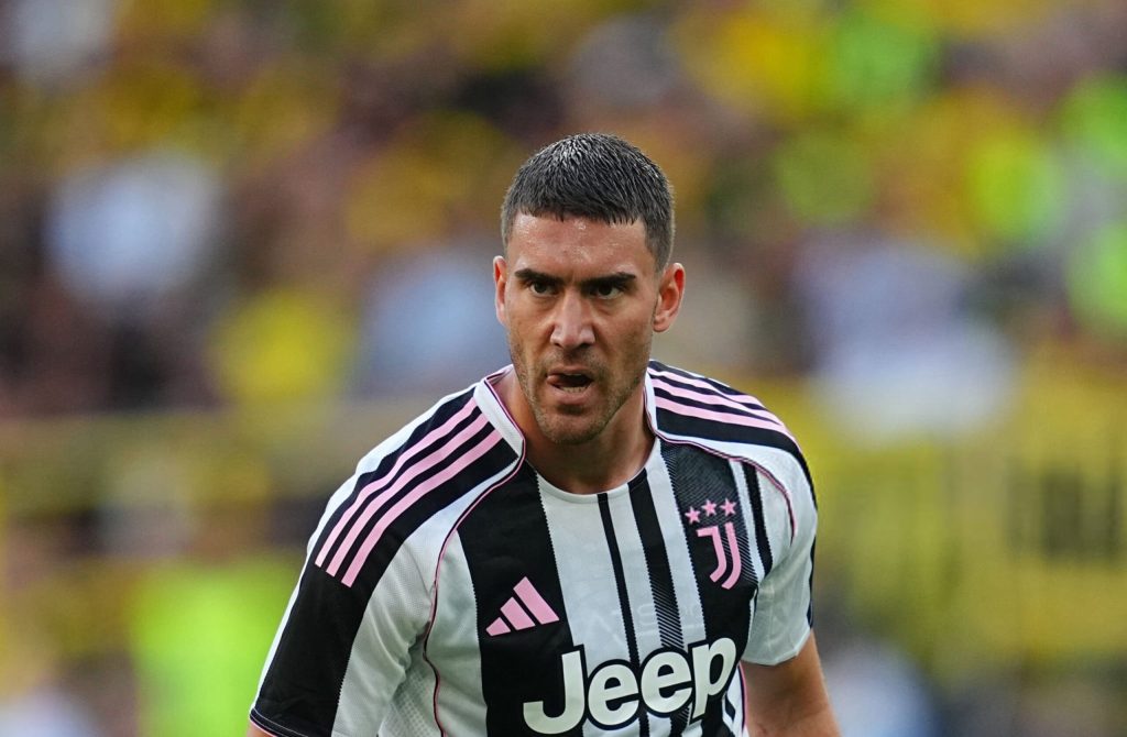 Milan target Vlahovic scores for Juventus in win vs Parma