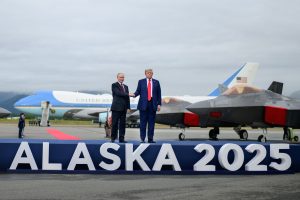 Witkoff afirmă că Trump și Putin au ajuns la un acord în Alaska pentru ‘asigurări de securitate robuste’ pentru Ucraina.