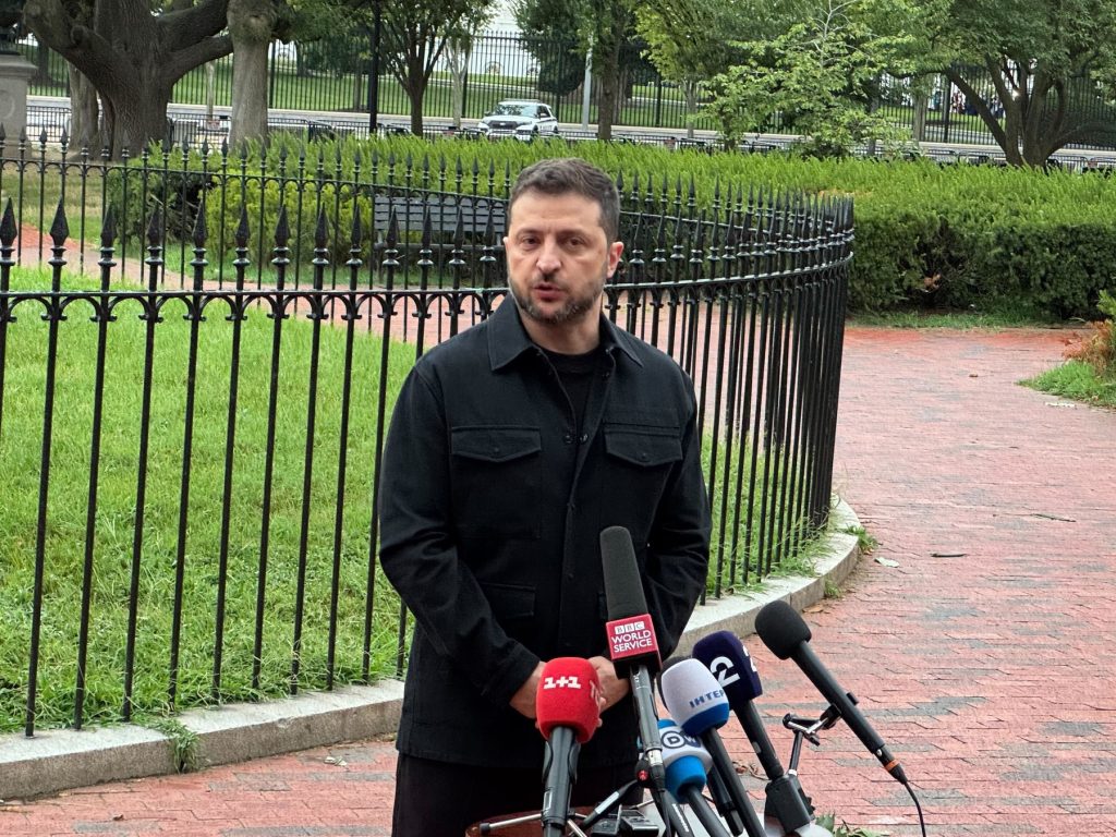 Zelenski, primele declarații după întâlnirile de la Casa Albă. De ce spune că insistă pentru o întâlnire necondiționată cu Putin