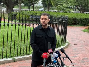 Zelenski cere întâlnire cu Putin.