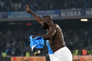 Atacantul Lukaku se confruntă cu o posibilă accidentare după meciul amical cu Napoli