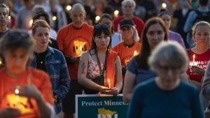 Atac armat într-o școală catolică din Minneapolis