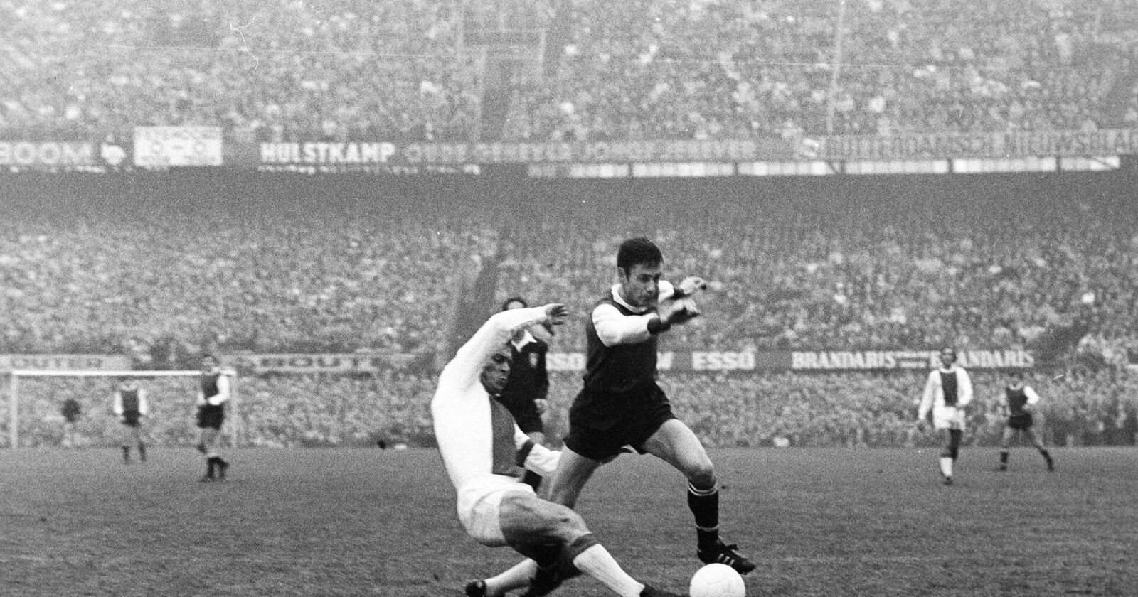 Ove Kindvall, fotbalistul care a contribuit la transformarea echipei Feyenoord în „Regina Europei”, a trecut în viața de apoi.