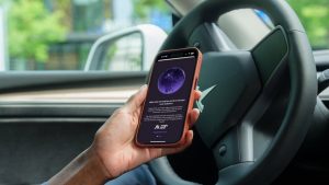 Aplicația ce implementează un vitezometru permanent și concurează direct cu Google Maps