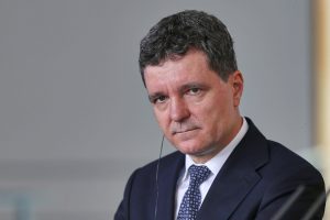 Unde s-a aflat Nicușor Dan în timpul funeraliilor lui Ion Iliescu, în contextul în care președintele a fost absent de la înmormântare?