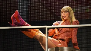 Care este motivul pentru care Taylor Swift a optat pentru portocaliu pentru următorul său album?