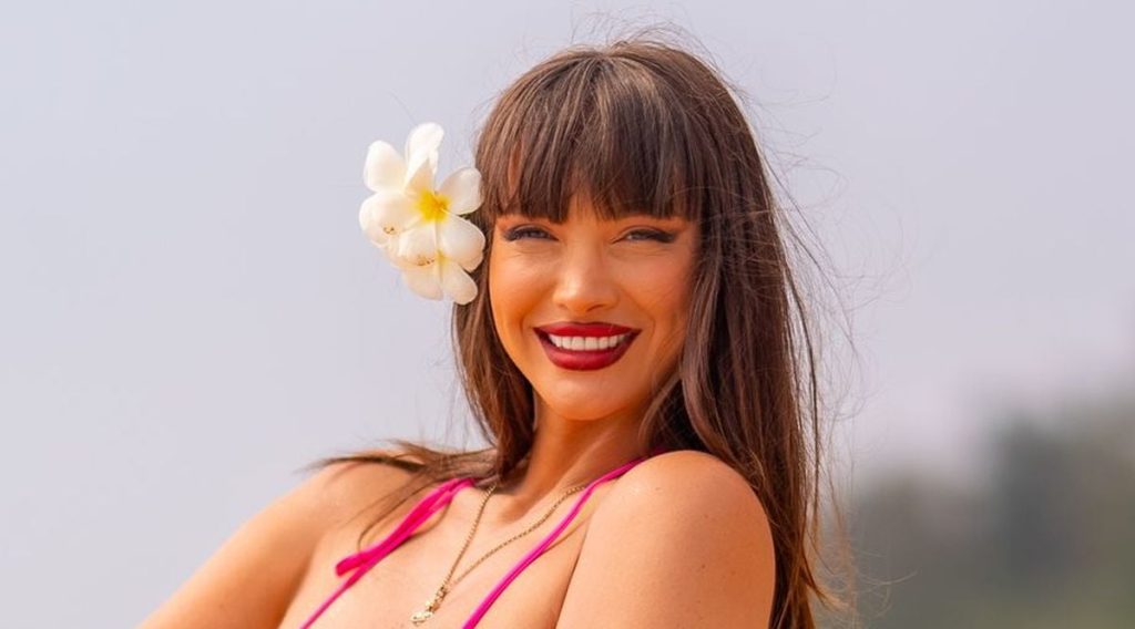 Teodora Racoș, ispită feminină la Insula Iubirii 2025, emisiune difuzată de Antena 1