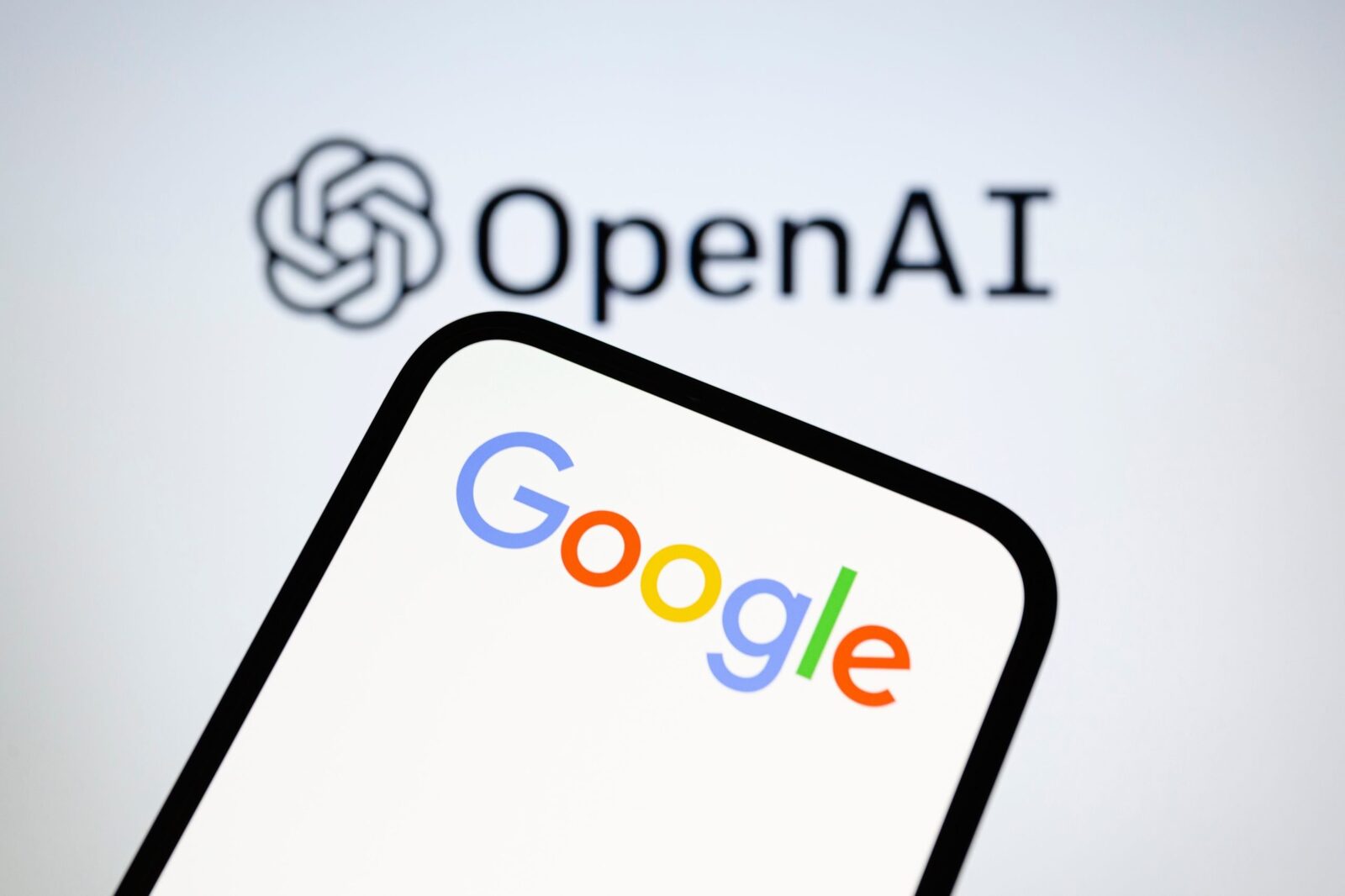 Top 10 chatbot-uri AI celebre oferă utilizatorilor date eronate.
