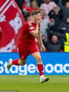 Fanii Dons așteaptă să celebreze primul gol din Premiership