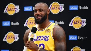 LeBron entuziasmat de noul lot al Lakers, fără griji pentru viitor