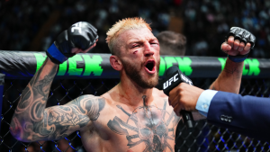 Dan Hooker: Murphy și Evloev nu contează în lupta pentru titlu