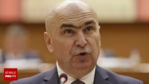 Bolojan critică privilegiile din Parlament