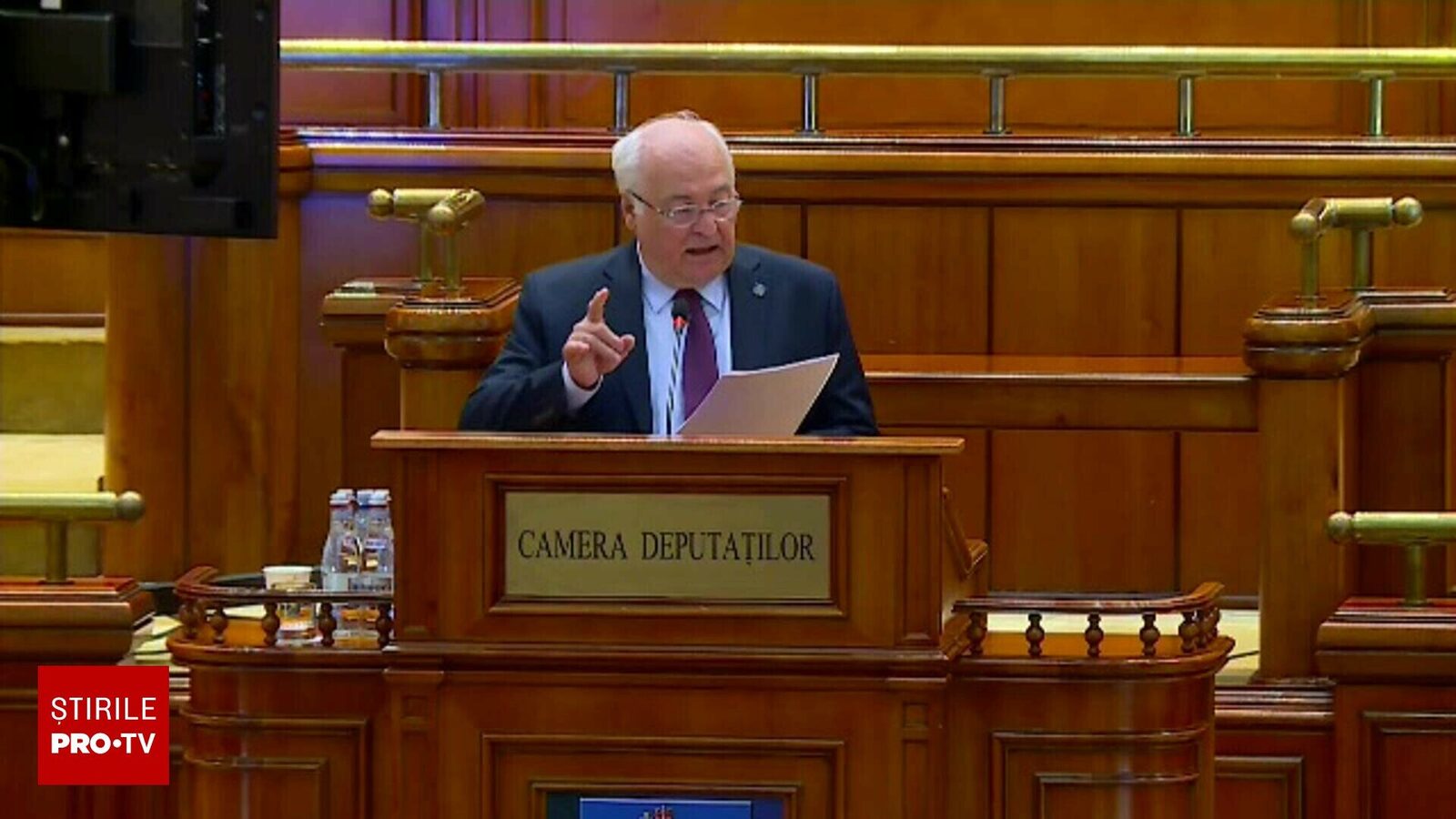 Moțiuni de cenzură în Parlament