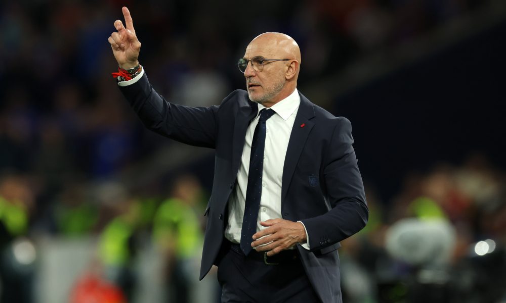 STUTTGART, GERMANY - JUNE 05: Luis de la Fuente, Manager of Spain, reacts during the UEFA Nations League 2025 semifinal match between Spain and France at Stuttgart Arena on June 05, 2025 in Stuttgart, Germany. (Photo by Alexander Hassenstein/Getty Images)