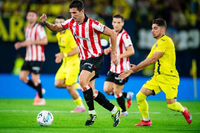 Un gran Dani Vivian la lleva ante el Villarreal CF en La Cerámica (Foto: Athletic Club).