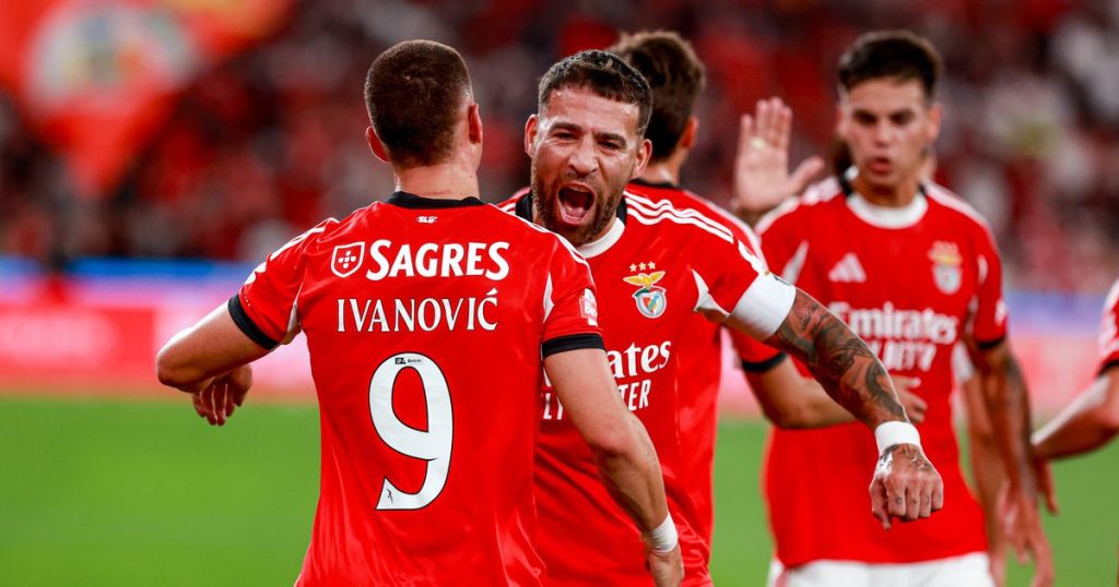 Lage regressa ao passado: o onze do Benfica para defrontar o Santa Clara
