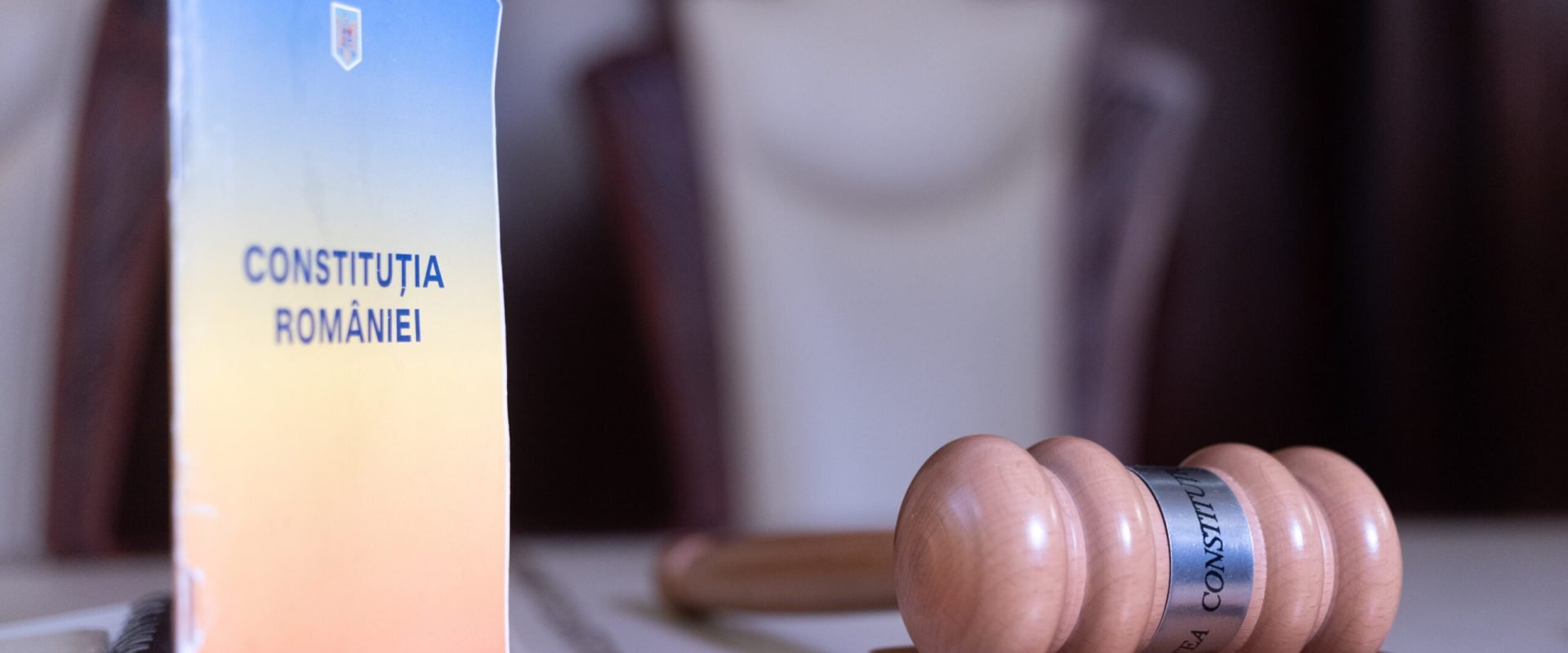 CCR amână decizia privind pensiile de serviciu ale magistraților / Cum motivează judecătorii decizia privind reforma ANRE, ASF și ANCOM / Când va fi următoarea ședință